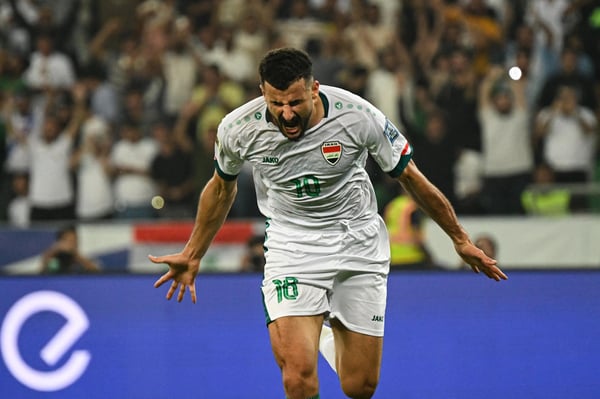 世界杯FIFA体育新闻:伊拉克前锋艾曼·侯赛因对阵巴勒斯坦