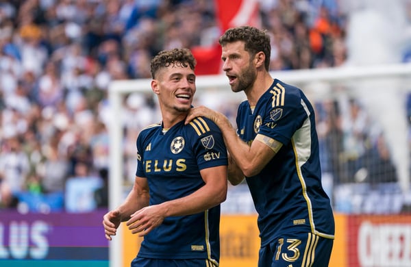 世界杯FIFA体育新闻：塞巴斯蒂安·贝哈尔特 托马斯·穆勒