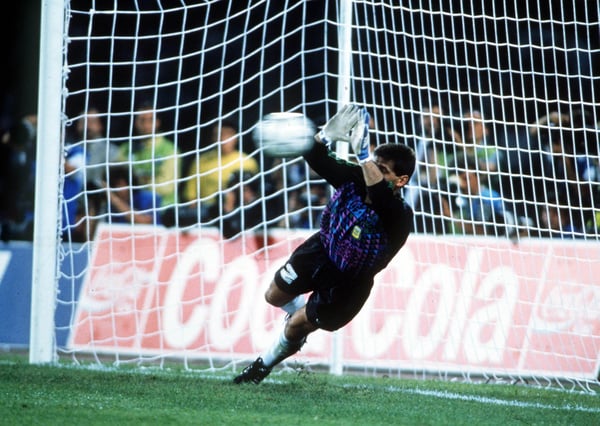 世界杯FIFA体育新闻：塞尔吉奥·戈耶切亚扑出了阿根廷队的点球