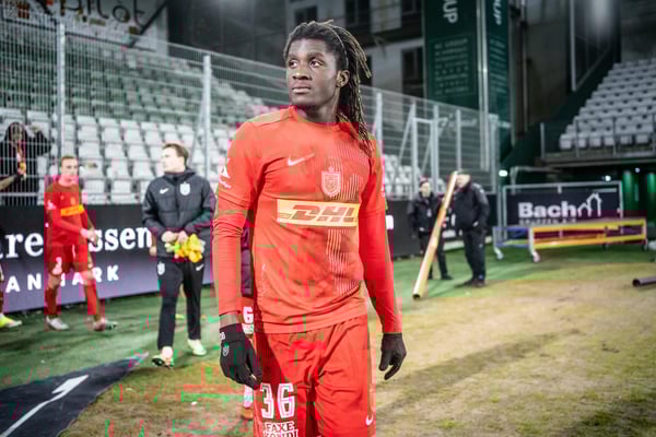 世界杯FIFA体育新闻:卡莱布·伊伦基