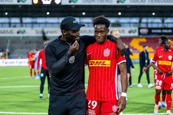 世界杯FIFA体育新闻:迈克尔·埃辛