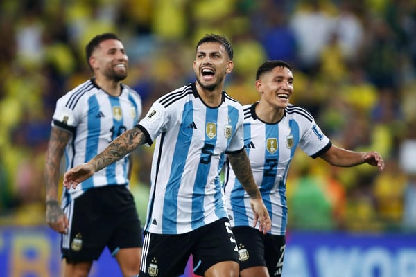 世界杯FIFA体育新闻：巴西对阵阿根廷 - 2026年世界杯预选赛