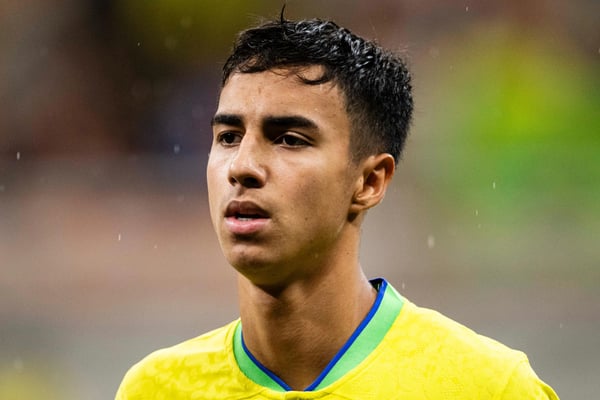 世界杯FIFA体育新闻：2023年11月24日，巴西球员维托·雷斯在国际足联U-17世界杯上。