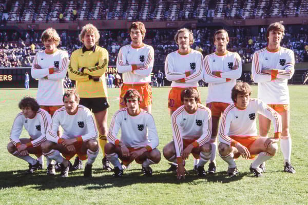 世界杯FIFA体育新闻：1978年阿根廷世界杯A组比赛，荷兰队在布宜诺斯艾利斯纪念碑球场迎战意大利队。