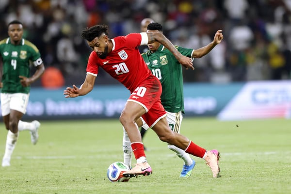 世界杯FIFA体育新闻：巴拿马的阿尼巴尔·戈多伊对阵南非的FIFA系列赛