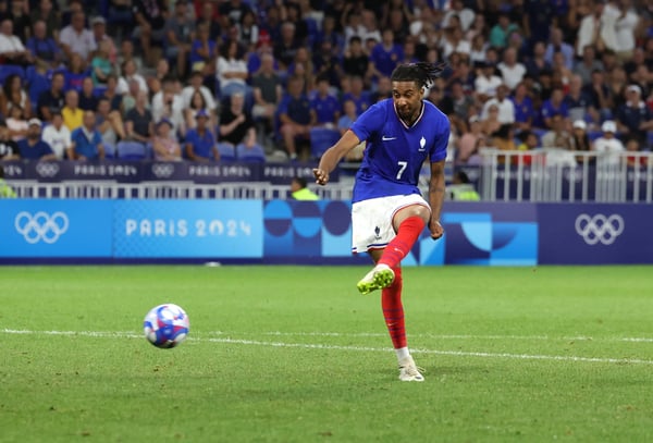 世界杯FIFA体育新闻：法国对埃及：男足半决赛 - 2024年巴黎奥运会：第10天