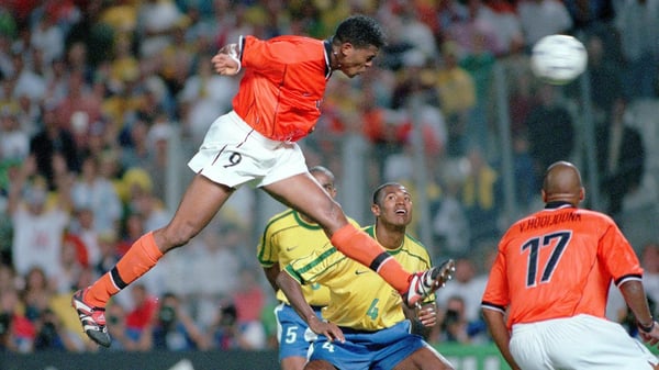 世界杯FIFA体育新闻:1998_QF_Kluivert_2-0_BRA_NED