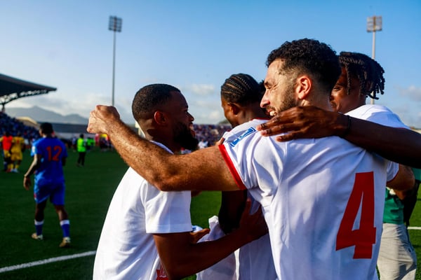 世界杯FIFA体育新闻:佛得角球员庆祝晋级2026年国际足联世界杯
