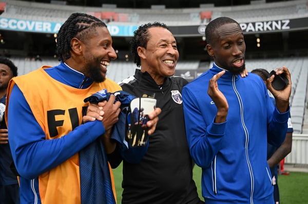 世界杯FIFA体育新闻:佛得角球员和工作人员在2026年国际足联系列赛新西兰站比赛后做出反应