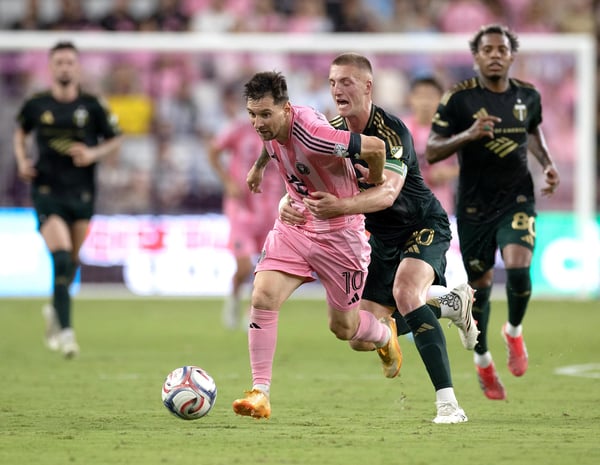 世界杯FIFA体育新闻:芬恩·苏尔曼 新西兰