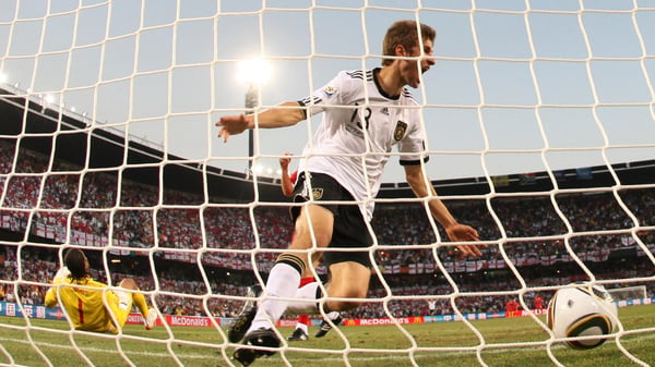 世界杯FIFA体育新闻：2010_COLL_BESTYOUNG