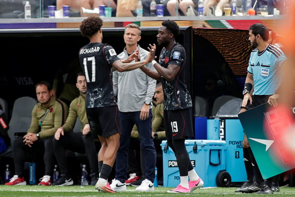 世界杯FIFA体育新闻:阿方索·戴维斯 加拿大