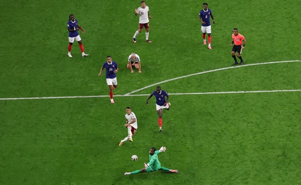 世界杯FIFA体育新闻:佩德罗·波罗对阵法国队进球