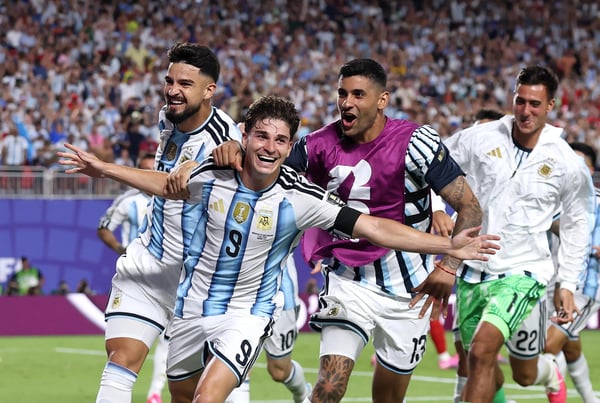 世界杯FIFA体育新闻:阿根廷对阵瑞士:四分之一决赛 - 2026年国际足联世界杯