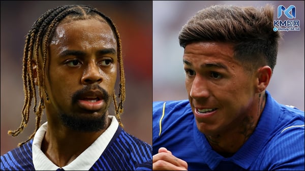 世界杯FIFA体育新闻:布拉德利·巴科拉(左)和恩佐·费尔南德斯成为八卦新闻的焦点。/ Chris Brunskill/Fantasista/Getty Images(巴科拉),Ryan Pierse/Getty Images(费尔南德斯)