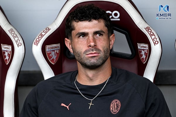 世界杯FIFA体育新闻:克里斯蒂安·普利西奇没有在周日的揭幕战中出场。/ 图片社/盖蒂图片社