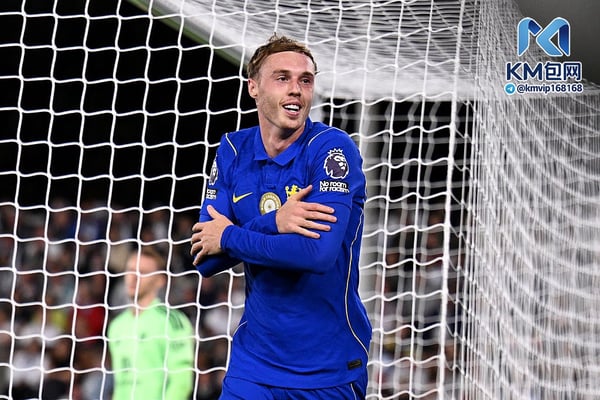 世界杯FIFA体育新闻：科尔·帕尔默希望带领切尔西重返欧冠赛场。/ Darren Walsh/切尔西足球俱乐部/Getty Images