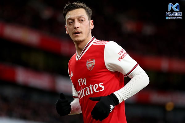 世界杯FIFA体育新闻：梅苏特·厄齐尔的加盟对阿森纳来说是一笔重大的引援。/ Marc Atkins/Getty Images