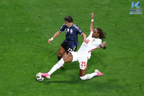 世界杯FIFA体育新闻:英格兰对阵阿根廷:半决赛 - 2026年国际足联世界杯