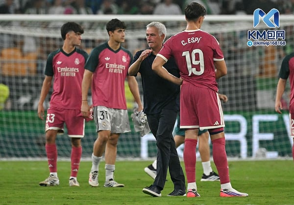 世界杯FIFA体育新闻:穆里尼奥终于认清了现实。(图片来源:豪尔赫·格雷罗/法新社/盖蒂图片社)