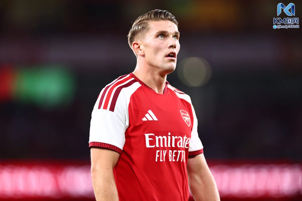 世界杯FIFA体育新闻:维克托·吉奥克雷斯本赛季上场时间寥寥无几。/ Marc Atkins/Getty Images