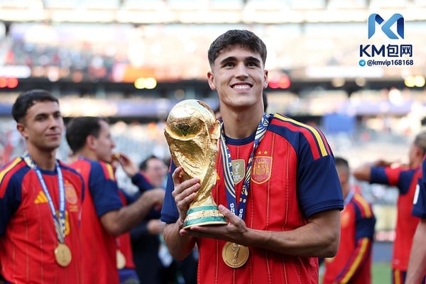 世界杯FIFA体育新闻:保罗·库巴尔西将2026年世界杯,尤其是决赛,变成了他自己的舞台。/ Alex Pantling/FIFA/Getty Images