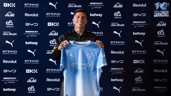 世界杯FIFA体育新闻:恩佐·费尔南德斯将身穿浅蓝色球衣。/曼城