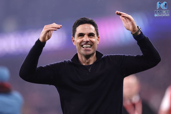 世界杯FIFA体育新闻:米克尔·阿尔特塔终于完成了带领阿森纳重返英格兰足球之巅的使命。/ Jacques Feeney/Offside/Getty Images