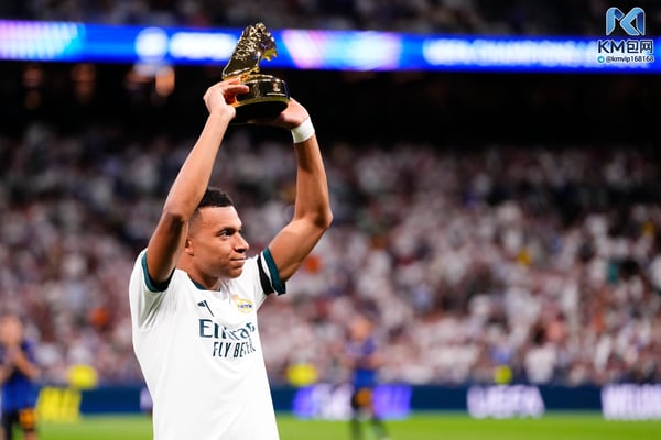 世界杯FIFA体育新闻:姆巴佩最近荣膺2025-2026赛季金靴奖。/ Jose Breton/Pics Action/NurPhoto/Getty Images