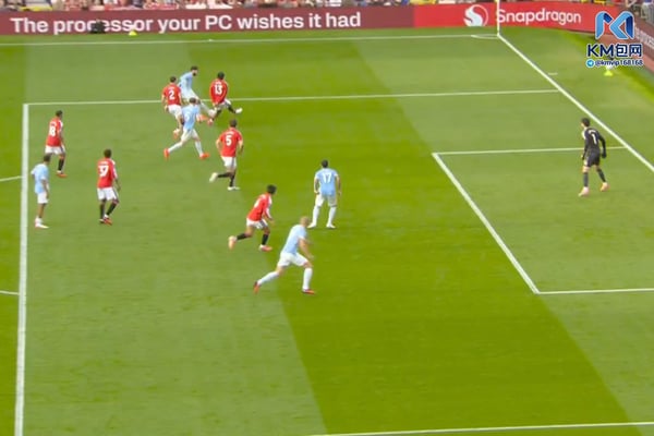 世界杯FIFA体育新闻:哈兰德制胜球的转播角度。/ X/SkySportsPL