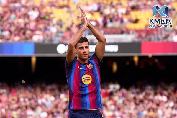 世界杯FIFA体育新闻:罗德里让巴塞罗那变得更加危险。/ Alex Caparros/Getty Images