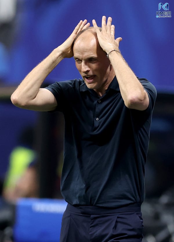 世界杯FIFA体育新闻:托马斯·图赫尔成为历史上第四位率领英格兰男足闯入世界杯半决赛的主教练。/贾斯汀·塞特菲尔德/盖蒂图片社