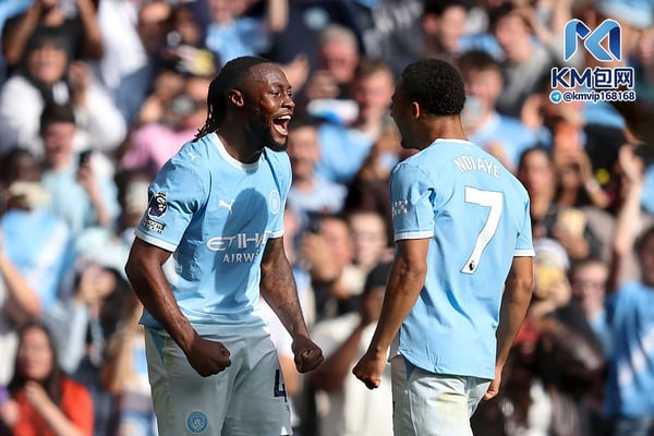 世界杯FIFA体育新闻:曼城的目标是重夺英超冠军。/ Matt McNulty/Getty Images