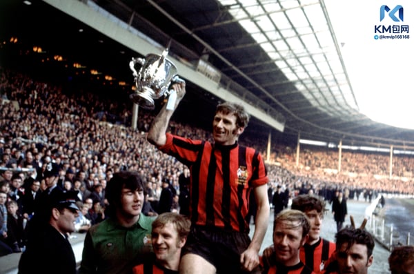 世界杯FIFA体育新闻:布克曾带领曼城夺得四次冠军。/ Peter Robinson/EMPICS/Getty Images