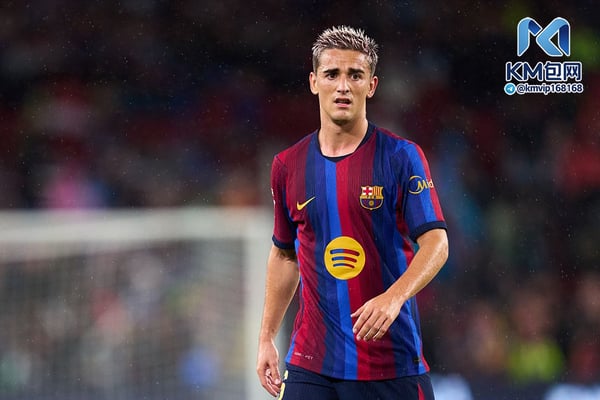 世界杯FIFA体育新闻:加维可能即将离开加泰罗尼亚。/ Alex Caparros/Getty Images