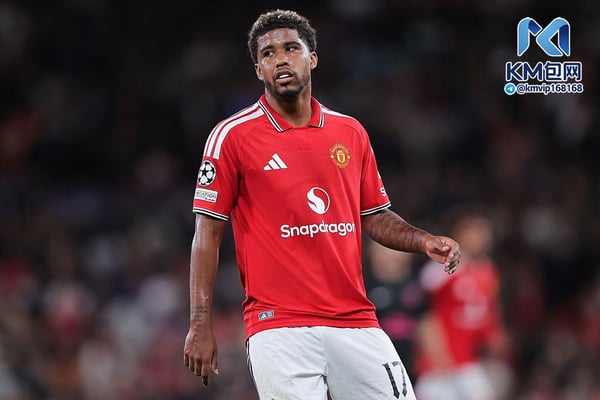 世界杯FIFA体育新闻:安德烈·桑托斯从切尔西转会至曼联。/ James Gill/Danehouse/Getty Images