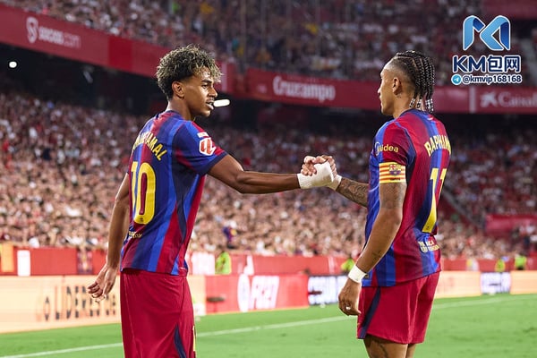 世界杯FIFA体育新闻：如果巴塞罗那能引进埃尔林·哈兰德，他们的进攻将会更加危险。/ Fran Santiago/Getty Images