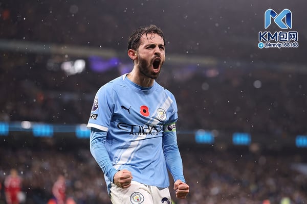 世界杯FIFA体育新闻：瓜迪奥拉的场上助手。/ Carl Recine/Getty Images
