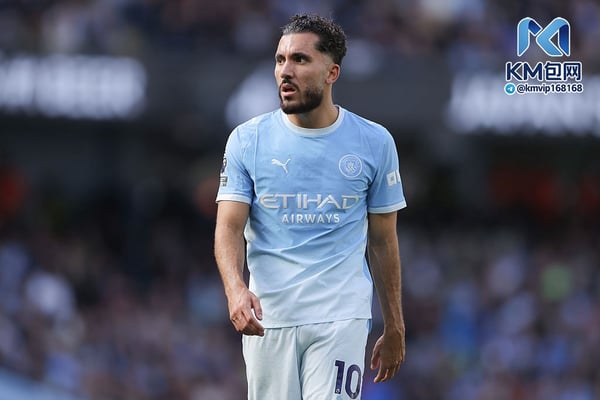 世界杯FIFA体育新闻:Rayan Cherki在欧洲各地都有投资项目。/ James Gill/Danehouse/Getty Images