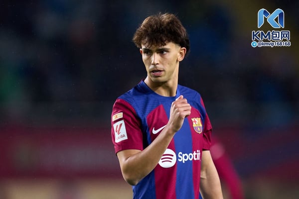 世界杯FIFA体育新闻:菲利克斯表示,能够代表巴萨出战是他的荣幸。/ Alex Caparros/Getty Images