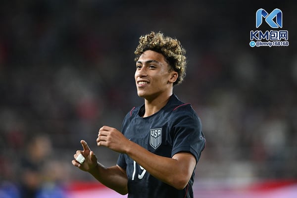 世界杯FIFA体育新闻:霍尔首秀即进球。/ 比尔·巴雷特/ISI图片社/盖蒂图片社