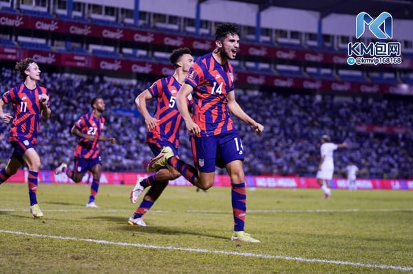 世界杯FIFA体育新闻:佩皮在世界杯预选赛中取得了进球。/ Brad Smith/ISI Photos/Getty Images