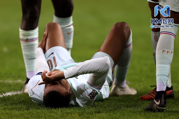 世界杯FIFA体育新闻:基利安·姆巴佩在本届世界杯期间只代表法国队出场过一次。/ Burak Kara/Getty Images