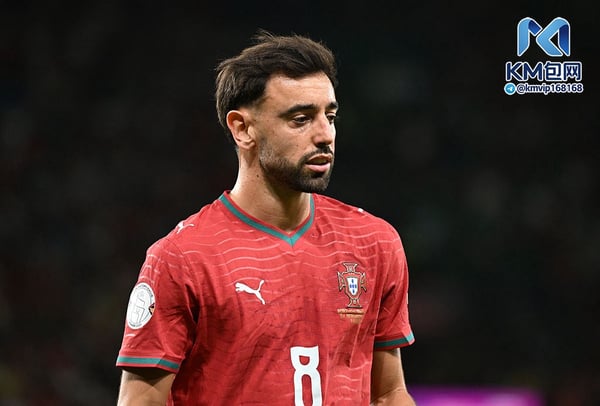 世界杯FIFA体育新闻:布鲁诺·费尔南德斯的受伤对曼联来说无疑是灾难性的。/ Alex Juarez/Anadolu/Getty Images