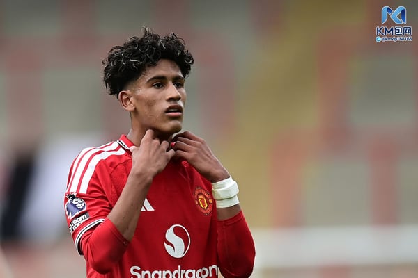 世界杯FIFA体育新闻:JJ·加布里埃尔的未来是曼联的敏感话题。/曼联/Getty Images