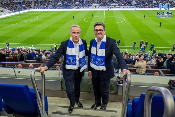 世界杯FIFA体育新闻:加拿大和英格兰的领导人都是埃弗顿队的球迷。/ Paul Cooper/WPA Pool/Getty Images