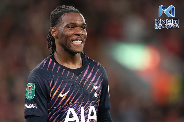 世界杯FIFA体育新闻：这位意大利球员的体能状况令人担忧。/迈克尔·里根/盖蒂图片社
