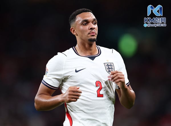 世界杯FIFA体育新闻：英格兰队或许没有比特伦特·亚历山大-阿诺德更优秀的传球手了。/ Molly Darlington/Getty Images