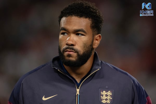 世界杯FIFA体育新闻：身体健康时，里斯·詹姆斯通常是英格兰队的首选右后卫。/ Joe Prior/Visionhaus/Getty Images