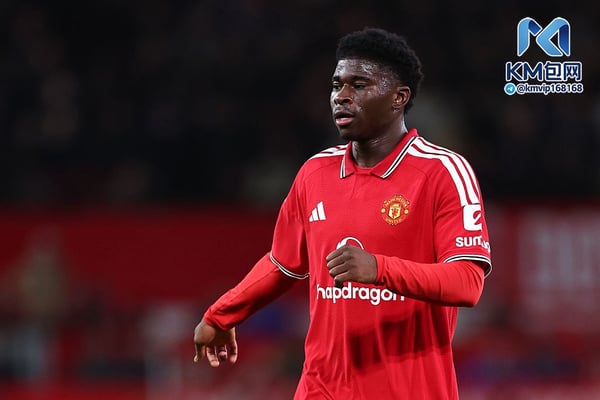 世界杯FIFA体育新闻：曼联愿意等待卡洛斯·巴莱巴。/ Robbie Jay Barratt/AMA/Getty Images